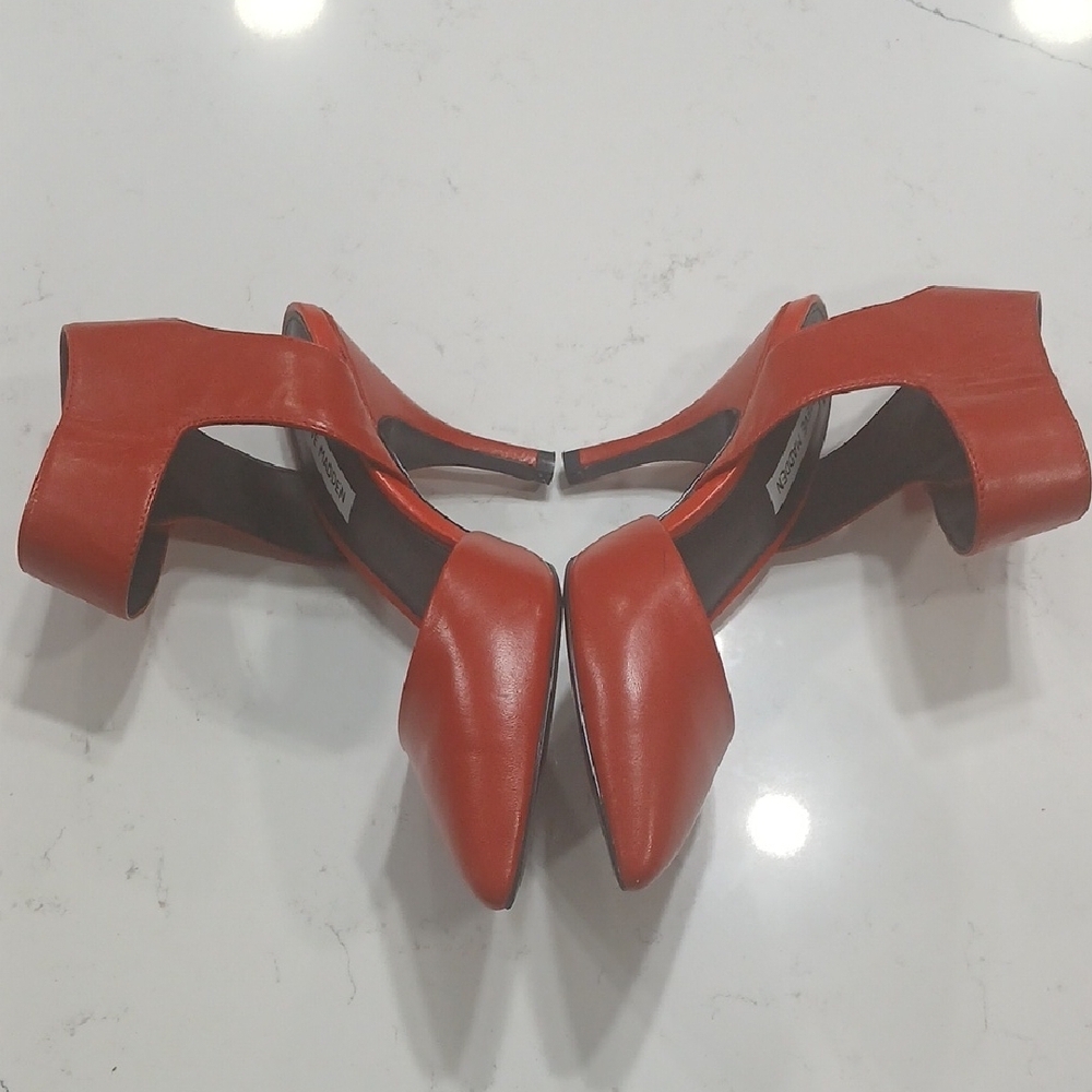 Steve Madden Red Ankle Strap Heels Sz8M Leather Upper Gentle Used - Picture 10 of 12